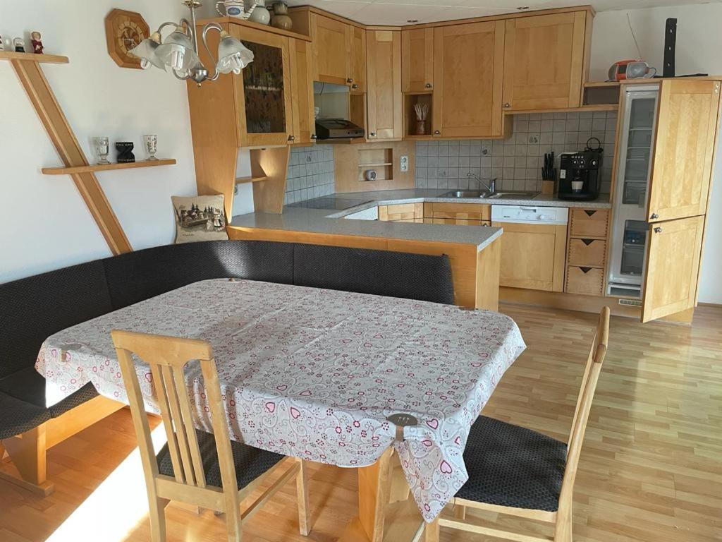 Ferienwohnung ,Hoizmann' Pinsdorf Eksteriør billede